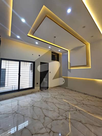 10 Marla House For Sale In Jade Block Main Road 10 Marla House For Sale In Jade Block Main Road