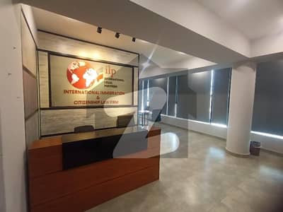 Chance Deal 2000 Sqft Office 3rd Floor With Lift For Rent