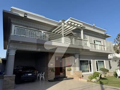 1000 Yards Bungalow With Pool No Basement Fully Renovated Rahat Street