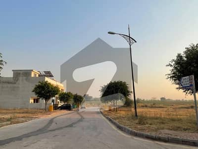 Plot For Sale In Sector F-1 Boulevard Possession Utility Paid Near To Gate Best Location For Living Bahria Enclave Islamabad