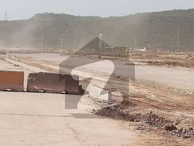 مارگلہ انکلیو مارگلہ ایونیو,اسلام آباد میں 1 کنال رہائشی پلاٹ 4.62 کروڑ میں برائے فروخت۔