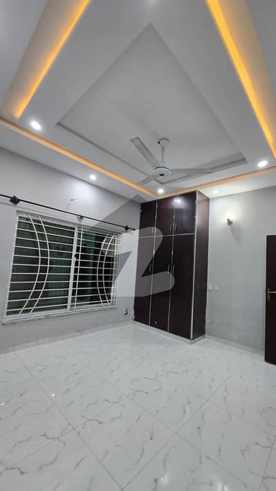 10 Marla Upper Portion For Rent In Bahria Phase 8