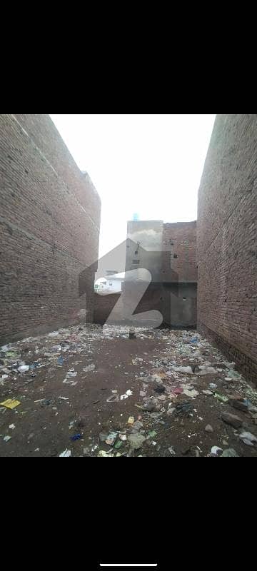 5 marla in Rehman street gulbahar very cheap read full ad
