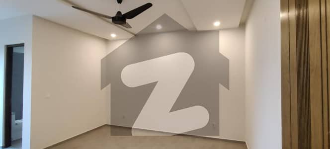 1 Kanal Full House Available For Rent In Multi Garden B-17