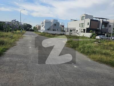 PLOT # Q-276 RESIDENTIAL PLOT LOCATED IN THE BEST BLOCK OF DHA LAHORE.