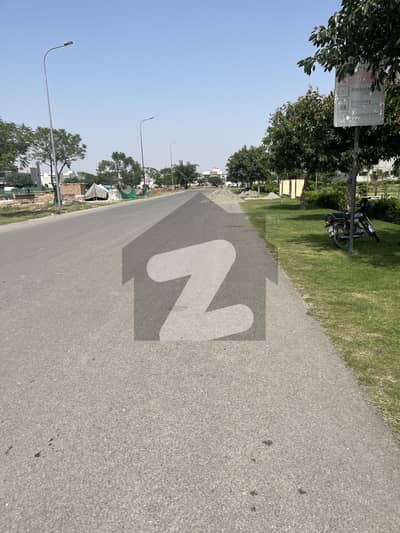 IDEAL LOCATION FOR BUILDERS AND FAMILIES NEAR TO ALL AMENITIES AND BRANDS