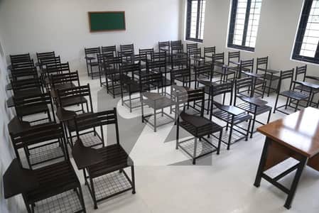 RUNNING SCHOOL BUILDING FOR RENT WITH 135 STUDENTS ON BOARD