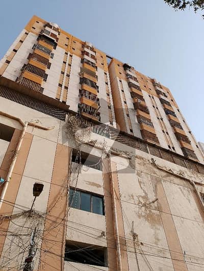 Flat For Sale Newly Renovated Flat Gulshan E Iqbal Block 13-D2