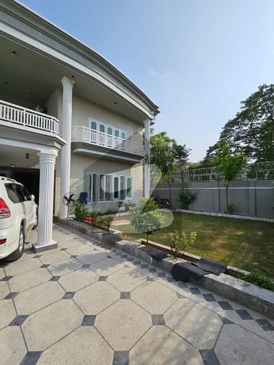 BEAUTIFUL LOCATION HOUSE FOR SALE