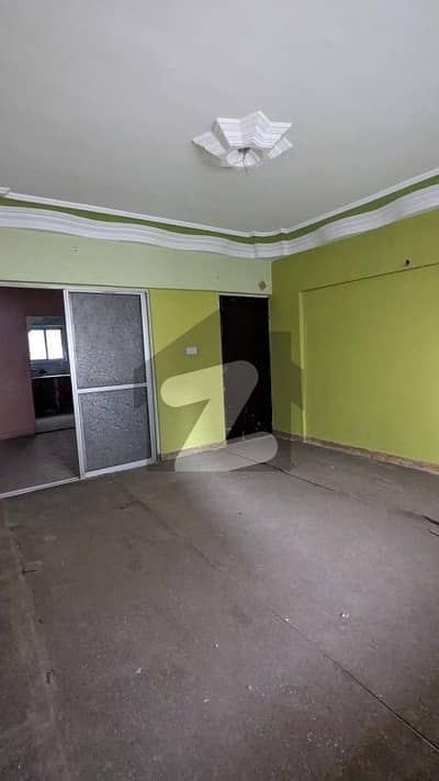 Shaheen Apartments 2 BED DD, West Open Available for sale Gulshan e Iqbal Block 3,