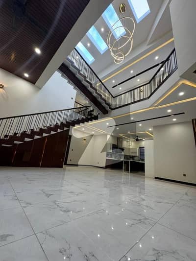 Ultra Luxury Designer House | A++ Construction | Interwood Kitchens | Sapele Wood | Prime Location