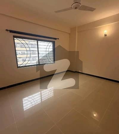 Beautifully Constructed Prime Location Flat Is Available For Rent In Askari 5 - Sector J