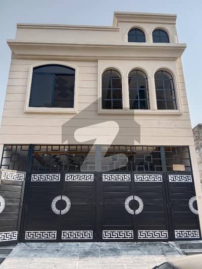 Regi Model Town 5 M New Un Touch House Available For Rent