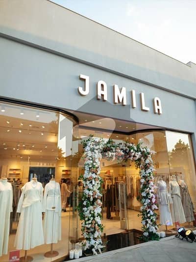 Main MM Alam Road 4000 SQFT Mega Commercial Shop For Rent Prime Gulberg Location