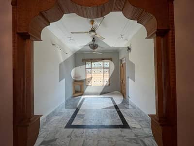 7 Marla Ground Portion Available On Rent G13/3