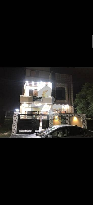 فضائیہ ہاؤسنگ سکیم فیزٹو فضائیہ ہاؤسنگ سکیم,لاہور میں 5 کمروں کا 7 مرلہ مکان 2.1 کروڑ میں برائے فروخت۔ فضائیہ ہاؤسنگ سکیم فیزٹو فضائیہ ہاؤسنگ سکیم,لاہور میں 5 کمروں کا 7 مرلہ مکان 2.1 کروڑ میں برائے فروخت۔