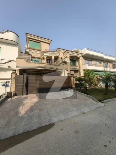"Spacious 12 Marla House for Sale in Jinnah GardensEquipped with Advanced Solar System. "