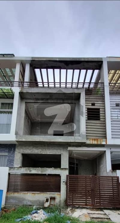 3 MARLA PLATINUM HOUSE FOR SALE  GREY STRUCTURE