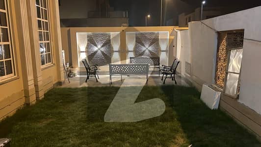 1 Kanal Designer House For Sale