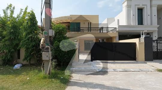 Highly-Coveted Prime Location 1 Kanal House Is Available In DHA Phase 3 - Block X For Rent
