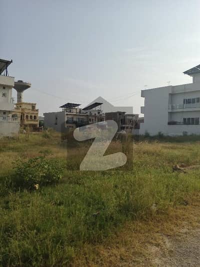 G 14 3 Size 50x90 Plot For Sale Beautiful Location