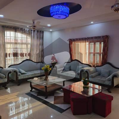 Fully Furnished 3 Bedroom Portion