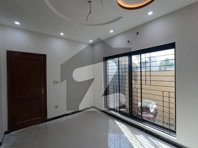 10 Marla Upper Portion Available For Rent