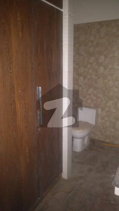 5 MARLA USED HOUSE FOR SALE