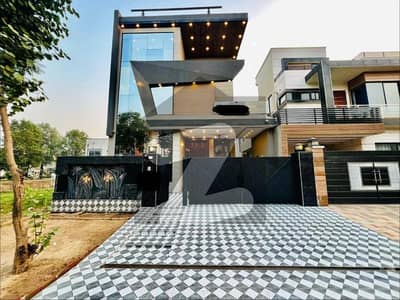 3 Years Installments Plan 10 Marla Brand New House For Sale In Park View City