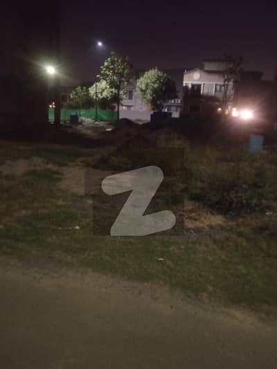 1 kanal Possesion plot available for Sale in DHA 9 Prism Lahore