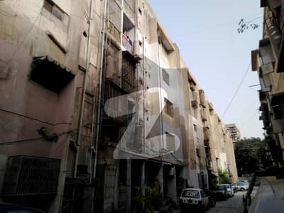 FLAT FOR SALE ERUM GARDEN (3BED DD ) BOUNDARIES WALL BLOCK 13A NEARLY HASAN SQUARE BLOCK 13A GULSHAN E IQBAL FLAT FOR SALE ERUM GARDEN (3BED DD ) BOUNDARIES WALL BLOCK 13A NEARLY HASAN SQUARE BLOCK 13A GULSHAN E IQBAL