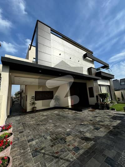 One Kanal Owner Build Slightly Used Furnished House For Sale Near to Park Masjid Prime Location Reasonable Price House