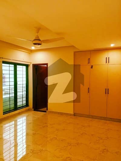 Brand New Apartment 4 Bed 1St Floor Open View Available For Rent in Askari 10