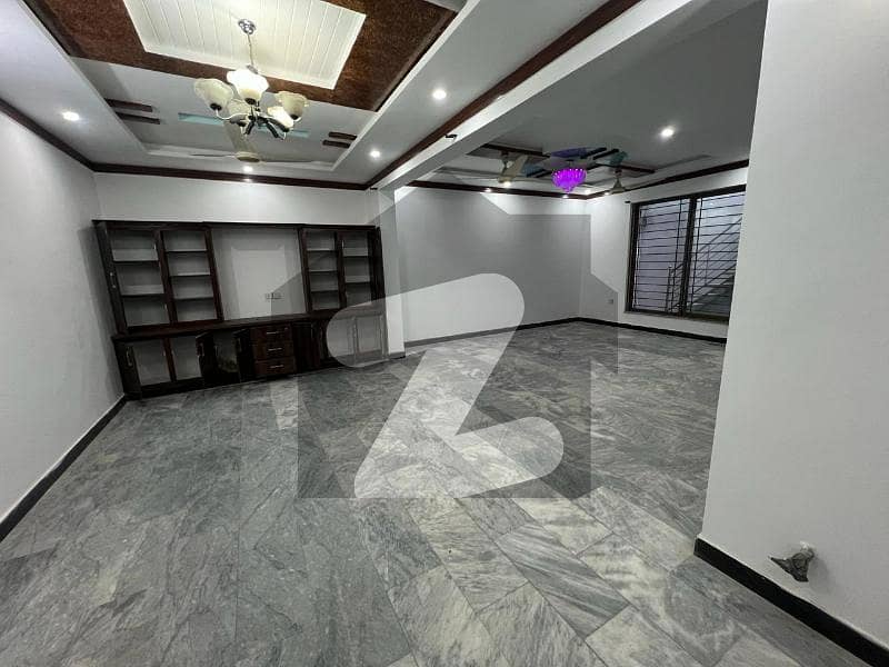 7 Marla Basement Portion Available For Rent G-13/3 7 Marla Basement Portion Available For Rent G-13/3