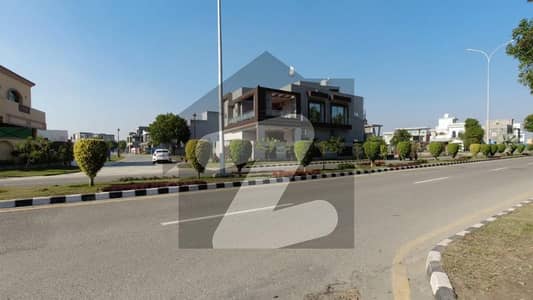 Corner & Park Facing 10 Marla Residential Plot For Sale In Lake City Raiwind Road Lahore Corner & Park Facing 10 Marla Residential Plot For Sale In Lake City Raiwind Road Lahore