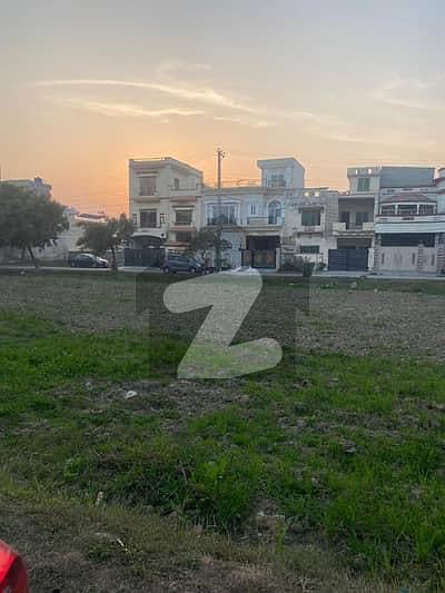 N Block 6 Marla Plot For Sale Prime Location | 58 Lakhs