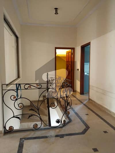 separate Gate kanal upper portion 3 bed with bath TVL kitchen drawing room Stor Car parking terrace marble flooring
