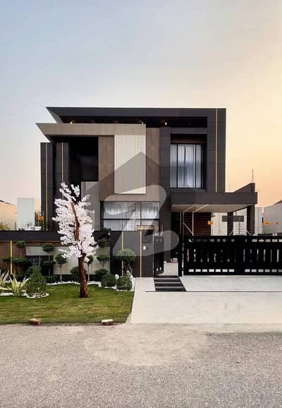 One Kanal Luxurious Villa DHA Phase 6 Full Furnished One Kanal Luxurious Villa DHA Phase 6 Full Furnished