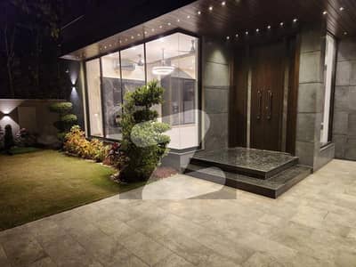 1 Kanal Luxury Modern House Available for Sale in DHA Phase 6