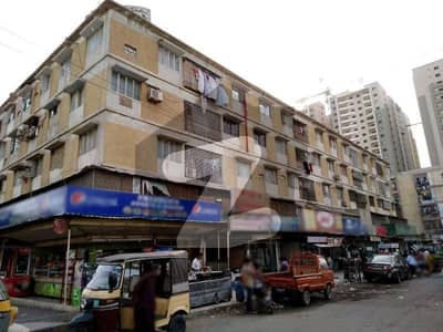 گلشنِ اقبال - بلاک 2 گلشنِ اقبال,گلشنِ اقبال ٹاؤن,کراچی میں 3 کمروں کا 6 مرلہ فلیٹ 1.8 کروڑ میں برائے فروخت۔