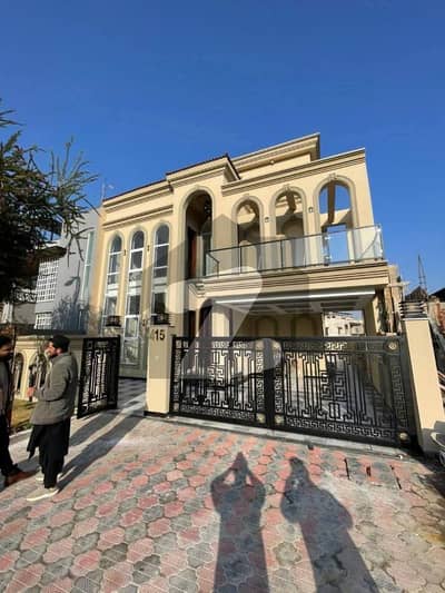 10 Marla House For Sale Available In Top City 1