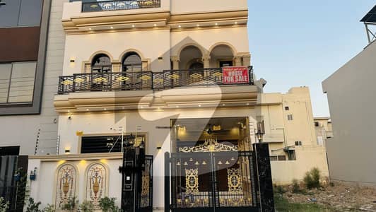 5 Marla Beautiful Double Storey House For Sale In Central Park Lahore
