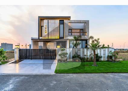 1 KANAL WITH BASEMENT ULTRA MODERN DESIGN HOUSE FOR SALE IN DHA PHASE 6 NEAR RAYA GOLF CLUB