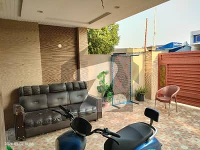 بحریہ آرچرڈ فیز 1 ۔ سینٹرل بحریہ آرچرڈ فیز 1,بحریہ آرچرڈ,لاہور میں 5 کمروں کا 10 مرلہ مکان 2.9 کروڑ میں برائے فروخت۔