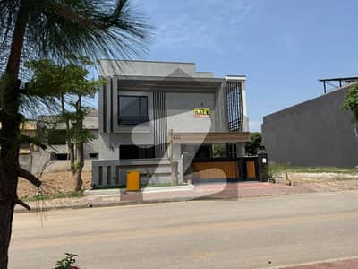 10 Marla Brand New House For Sale