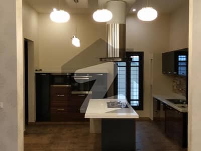 500 Yards Architect Design Bungalow For Sale