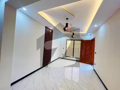 8 MARLA BRAND NEW HOUSE FOR SALE MULTI F-17 ISLAMABAD ALL FACILITY AVAILABLE CDA PPROVED
