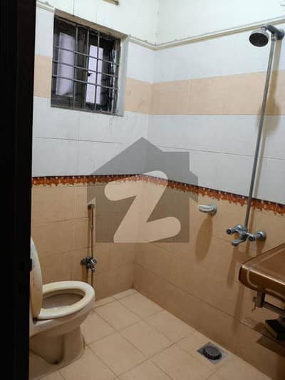 10 Marla Lower Portion Available For Rent Wapda Town Ph1 Block G2