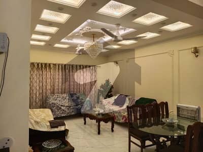 Slightly used 10 Marla Luxury House for Sale on 60 foot Road | Bahria Orchard Slightly used 10 Marla Luxury House for Sale on 60 foot Road | Bahria Orchard