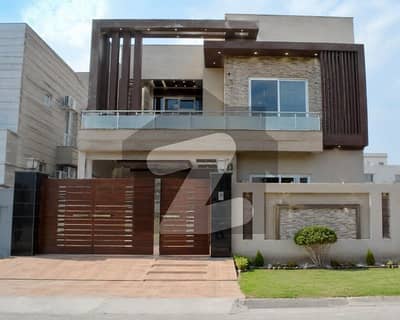 10 Marla House Available For Rent